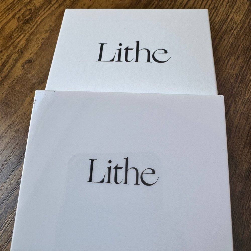 Lithe Beauty Astral Eyeshadow Palette - Picture 5 of 7